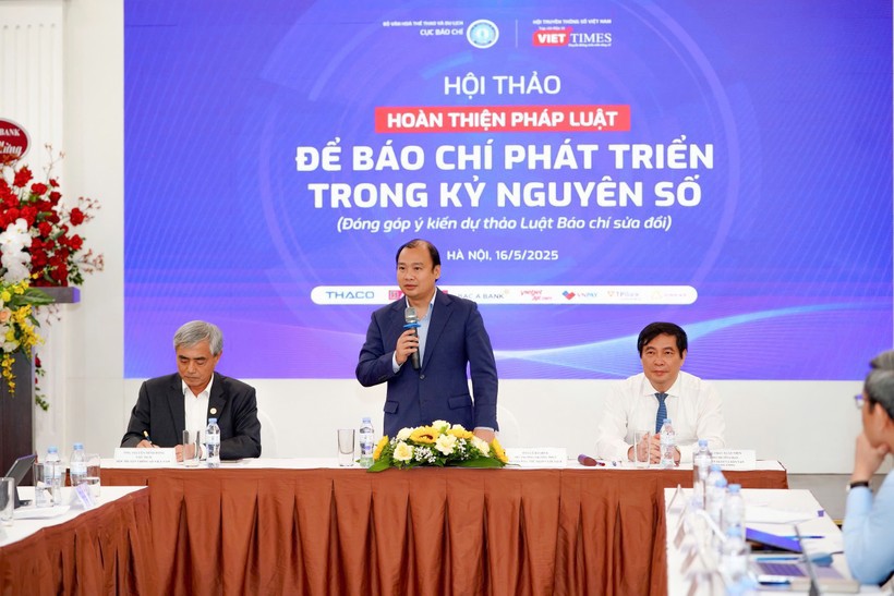 Ông Lê Hải Bình, Thứ trưởng Thường trực Bộ Văn hóa, Thể thao và Du lịch điều phối thảo luận tại Hội thảo.