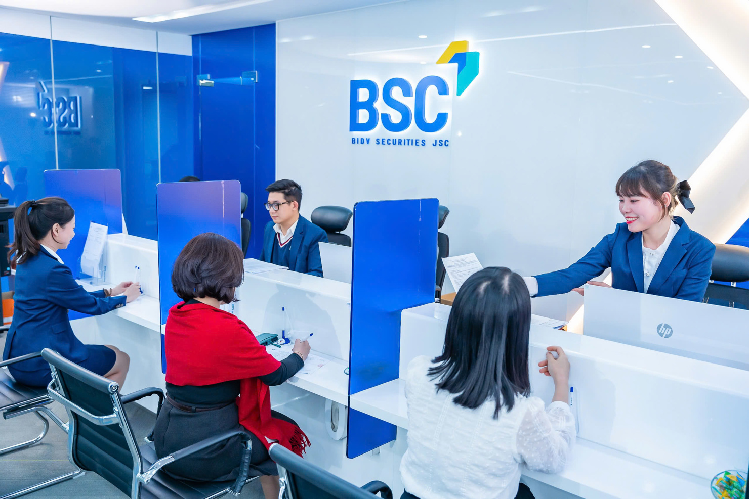 Theo BSC Research, trong bối cảnh quốc tế vẫn tiềm ẩn nhiều rủi ro, quyết tâm cải cách và duy trì ổn định vĩ mô là yếu tố then chốt giúp Việt Nam duy trì sức hút với dòng vốn đầu tư.
