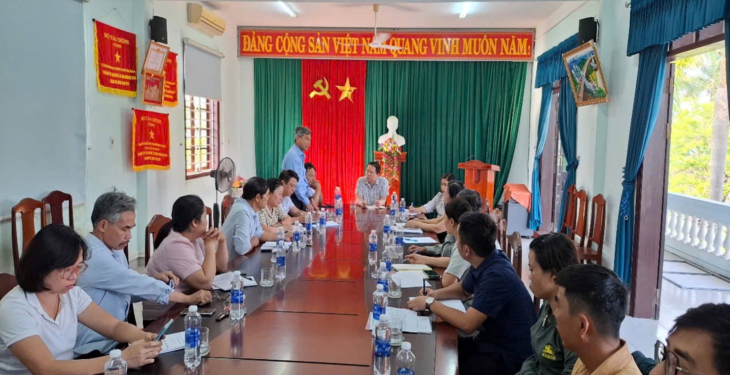 Lãnh đạo Chi cục Dự trữ Nhà nước khu vực X làm việc tại Điểm kho Dự trữ Hòa Vang trong tháng 3/2025. Nguồn: Cục DTNN