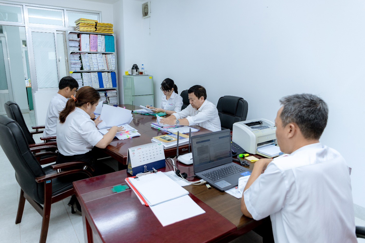 Công tác đấu tranh phòng, chống lãng phí cần được thực hiện đồng bộ từ Trung ương đến địa phương.