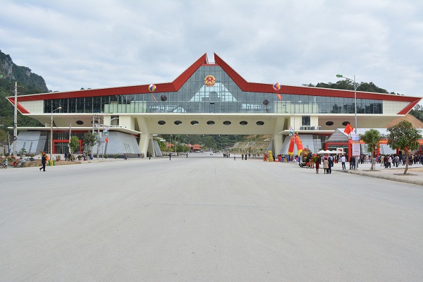 Cửa khẩu quốc tế Hữu Nghị nơi chọn triển khai Đề án Cửa khẩu thông minh. Ảnh: H. Nụ
