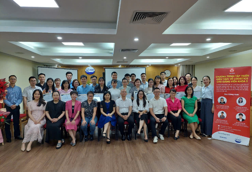 Chương trình tập huấn kiến thức về Logistics và Quản lý chuỗi cung ứng dành cho giảng viên chuyên ngành Khóa 3