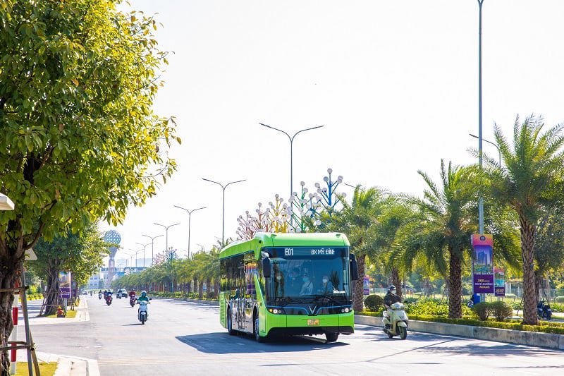 Hà Nội sẽ hoàn tất quá trình chuyển đổi toàn bộ xe buýt vận hành trên địa bàn thành phố sang xe buýt sử dụng điện.