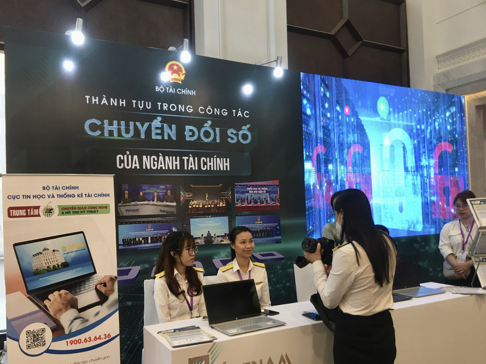 Phát triển khoa học, công nghệ, đổi mới sáng tạo và chuyển đổi số trong lĩnh vực Tài chính là đột phá quan trọng