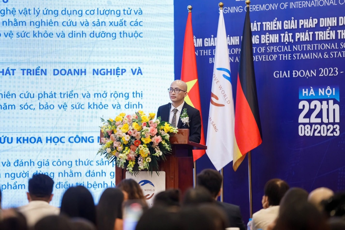 Ông Trương Sơn Hà - Chủ tịch HĐQT Love World phát biểu tại lễ ký kết hợp tác quốc tế tháng 8/2023
