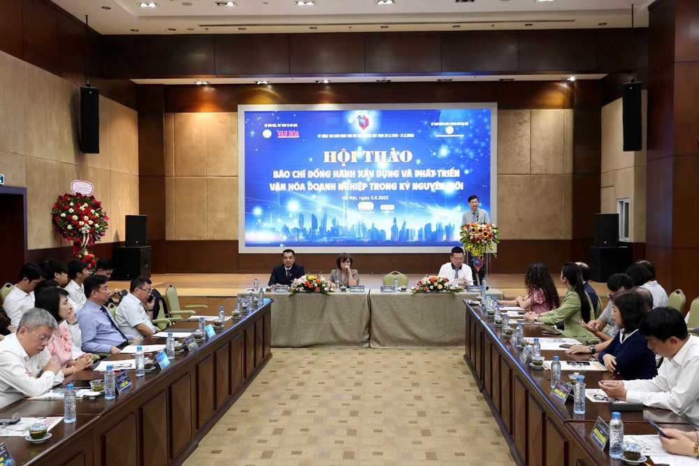 Toàn cảnh hội thảo
