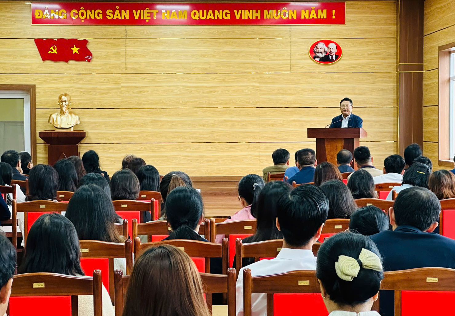 BHXH khu vực XXV đã bắt tay ngay vào việc từ ngày đầu đi vào hoạt động (1/6/2025)