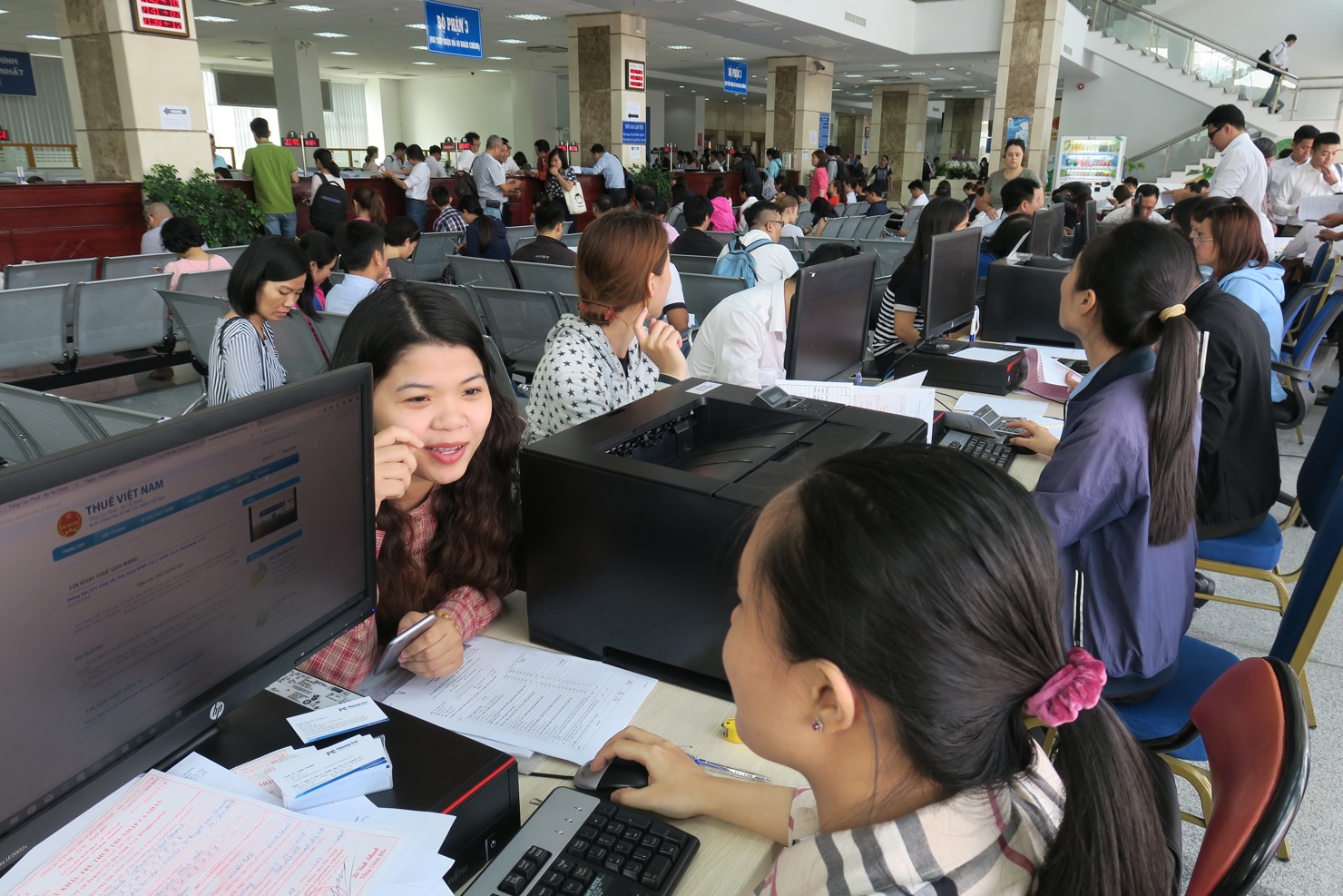 Các đại lý thuế cùng tham gia với cơ quan thuế tuyên truyền, hỗ trợ người nộp thuế tuân thủ đúng chính sách, nghĩa vụ nộp thuế. Ảnh: HTCAA