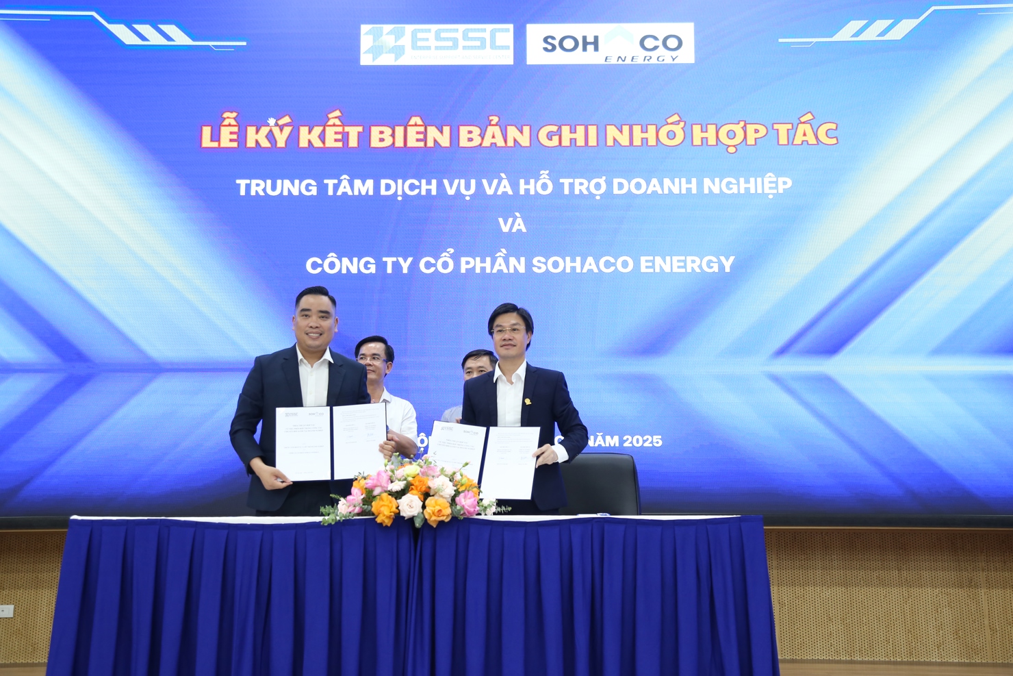 Thúc đẩy giao dịch điện tử, nâng cao hiệu quả quản lý và tạo tiền đề cho doanh nghiệp tiến nhanh trên con đường chuyển đổi số. Ảnh: Quang Hùng