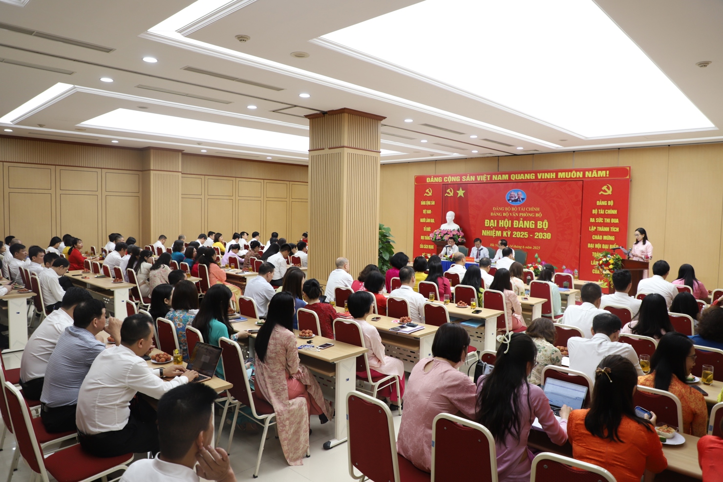 Đại hội Đảng bộ Văn phòng Bộ Tài chính nhiệm kỳ 2025–2030.