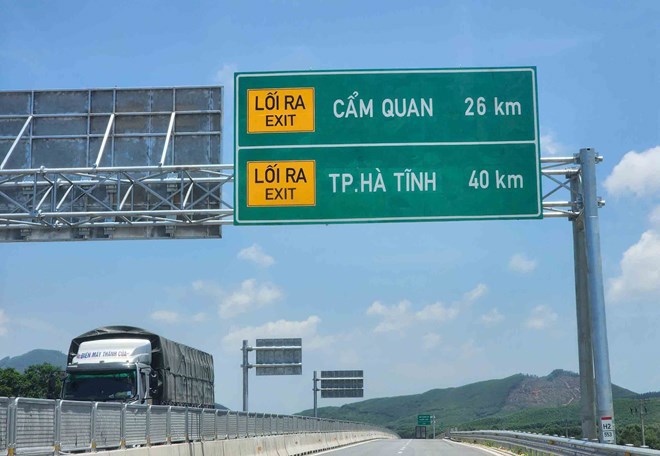 Chính phủ yêu cầu đẩy nhanh tiến độ 5 dự án thành phần đường bộ cao tốc Bắc - Nam phía Đông. Ảnh: Quang Tuấn