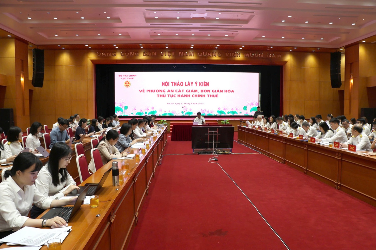 Hội thảo lấy ý kiến về phương án cắt giảm, đơn giản hóa thủ tục hành chính thuế do Cục Thuế (Bộ Tài chính) tổ chức ngày 21/4/2025.
