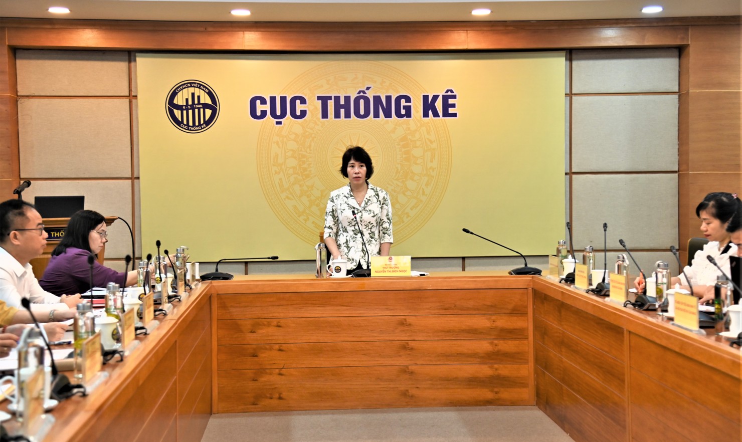 Ủy viên Ban Thường vụ Đảng ủy, Thứ trưởng Bộ Tài chính Nguyễn Thị Bích Ngọc phát biểu khai mạc Hội nghị