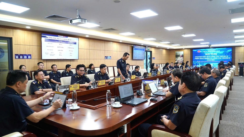 Chi cục Hải quan khu vực II phấn đấu, mức độ hài lòng của doanh nghiệp đối với thực hiện thủ tục hành chính trong lĩnh vực hải quan đạt 95% trở lên