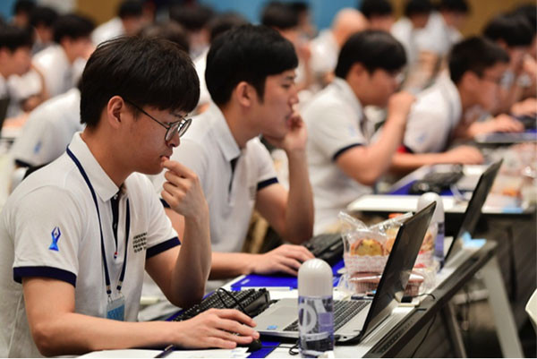 So với Luật Giáo dục đại học hiện hành, dự thảo Luật Giáo dục đại học (sửa đổi) có nhiều nội dung điều chỉnh, bổ sung, sửa đổi.