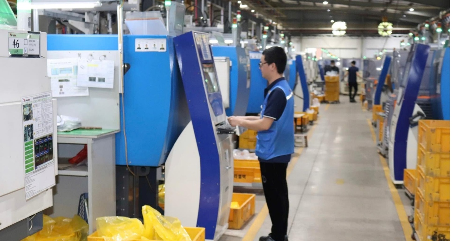 Sản xuất dây cáp điện tại Công ty TNHH Yura Việt Nam - Khu công nghiệp Phú Thái (Kim Thành).