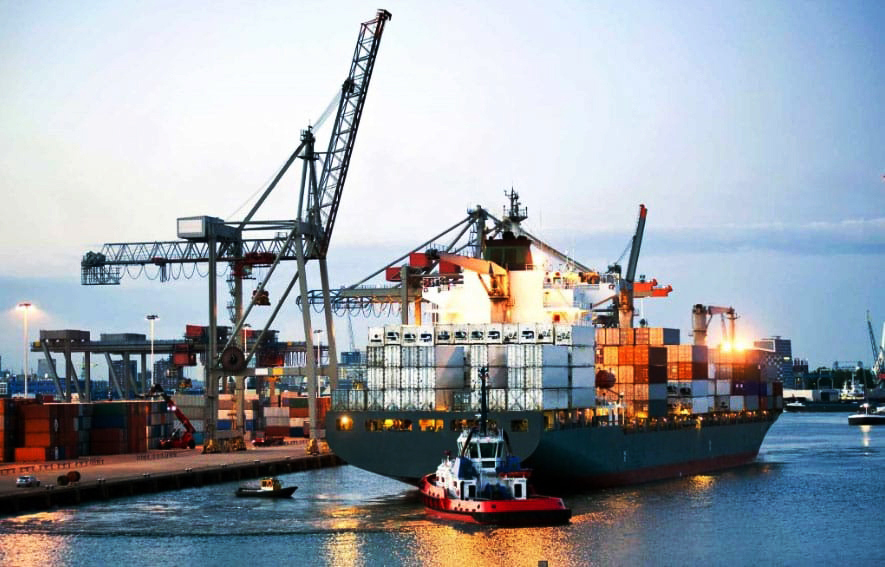 Mục tiêu đến năm 2030, hệ thống cảng biển Cà Mau đáp ứng lượng hàng hóa thông qua từ 1,4 triệu tấn đến 3,5 triệu tấn. Ảnh: Namsao