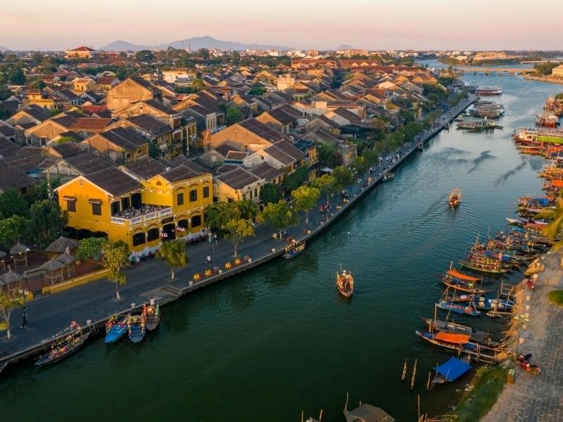 Quảng Nam chính thức sáp nhập vào Đà Nẵng góp phần hình thành một siêu đô thị du lịch, tạo lực đẩy rất lớn cho giá trị bất động sản toàn khu vực. Ảnh: VARS