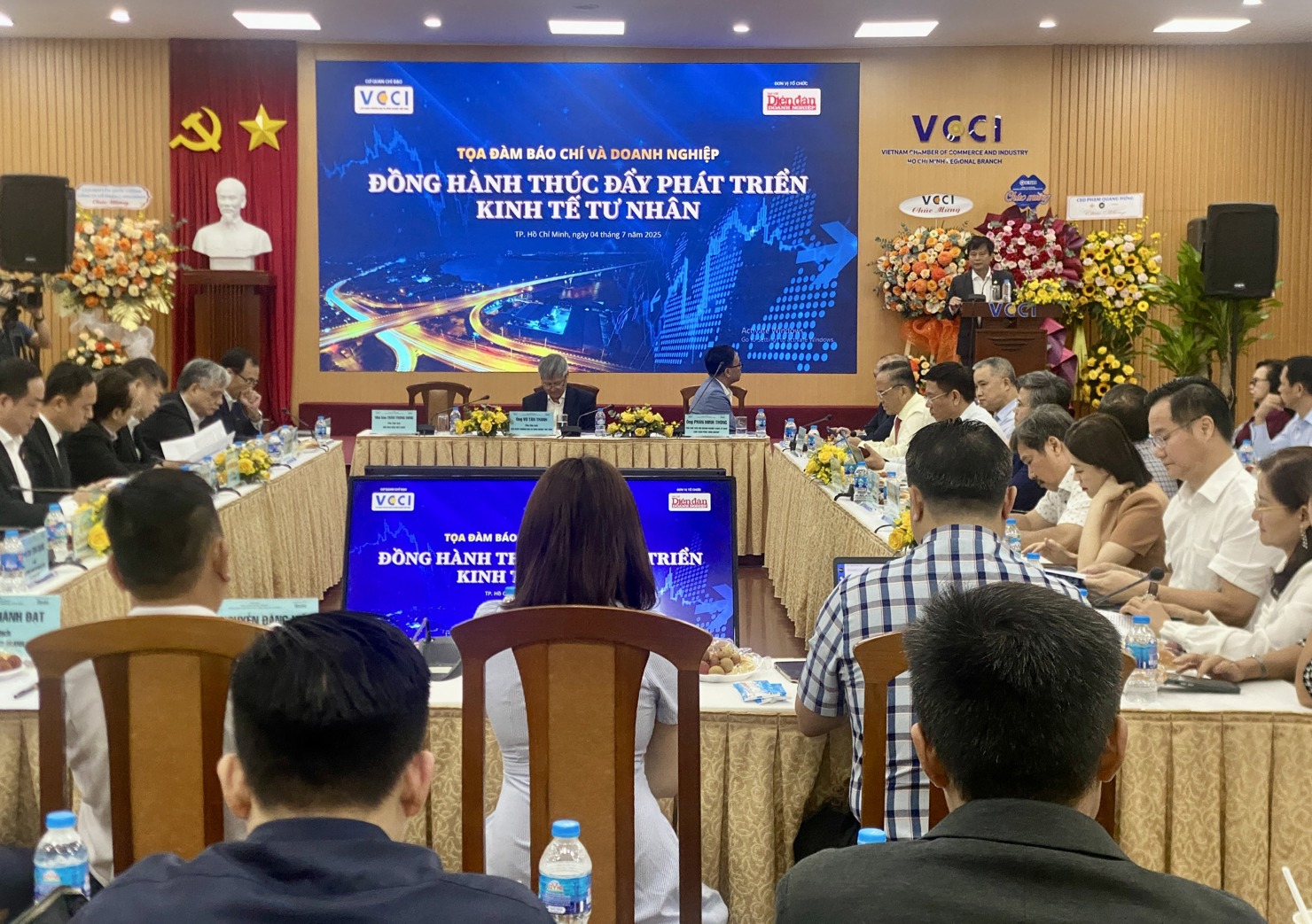 Toàn cảnh tọa đàm. Ảnh: T.D