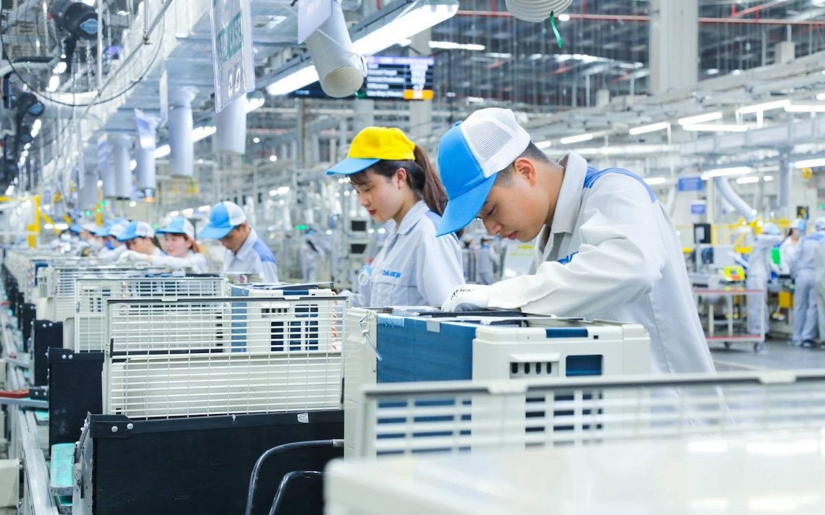 Việt Nam đẩy mạnh chuyển đổi nhằm thu hút dòng vốn FDI.