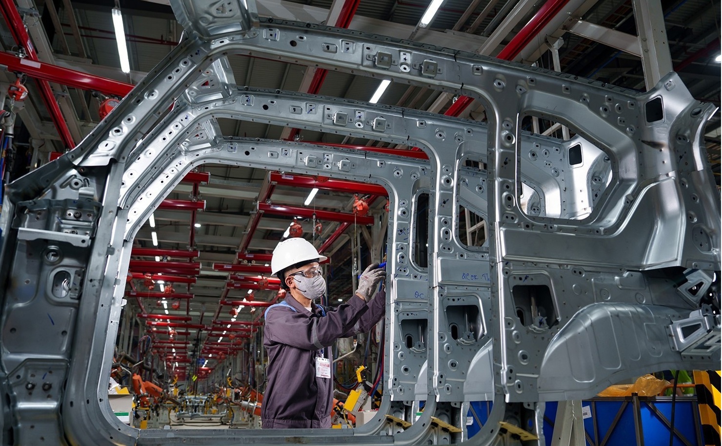 Ngành chế biến, chế tạo tiếp tục là động lực cho tăng trưởng kinh tế.