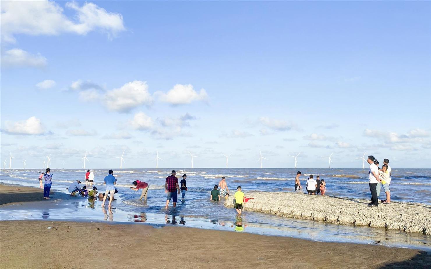 Với việc quy hoạch chi tiết, kinh tế biển ở Trà Vinh, nay là Vĩnh Long kỳ vọng sẽ có sự phát triển đột phá