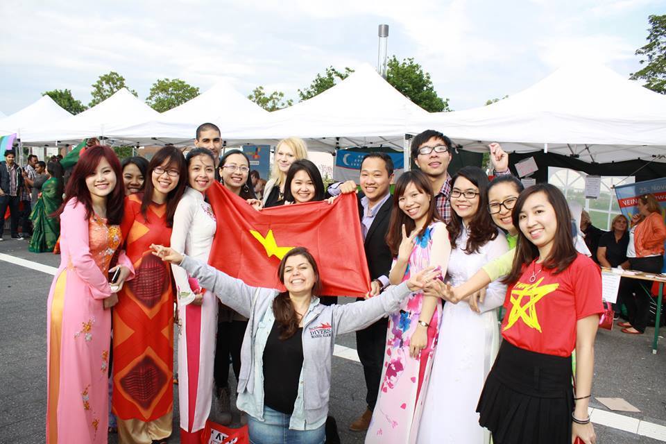Sửa đổi, bổ sung quy định công dân Việt Nam ra nước ngoài học tập, giảng dạy nhằm phù hợp với tình hình thực tế hiện nay.