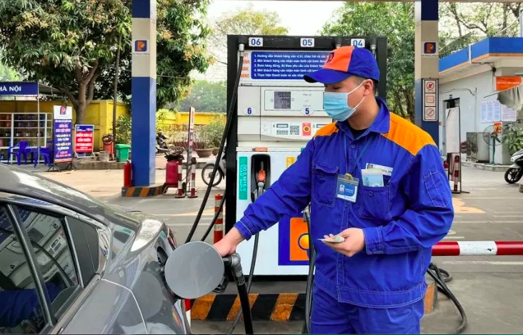 Bộ Tài chính đề xuất điều chỉnh thuế bảo vệ môi trường đối với xăng, dầu trong năm 2026.