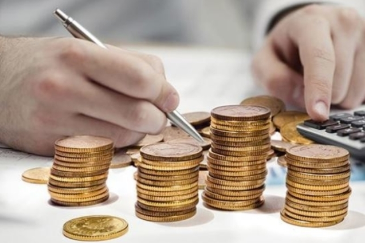 Có tới 9 doanh nghiệp chi trả bằng tiền mặt. ảnh Indernet