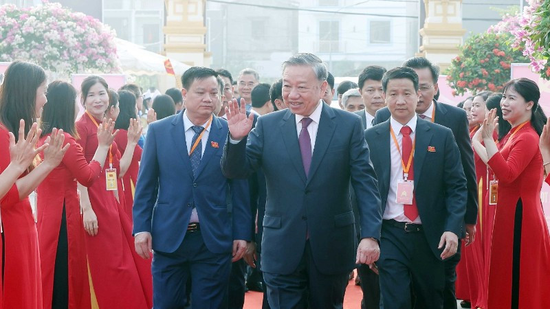 Tổng Bí thư Tô Lâm dự Đại hội đại biểu Đảng bộ xã Nghĩa Trụ lần thứ nhất, nhiệm kỳ 2025-2030. (Ảnh: Thống Nhất/TTXVN)