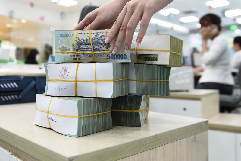 TOS, A32 và FRT có chính sách cổ tức đều đặn và nhất quán qua nhiều năm.