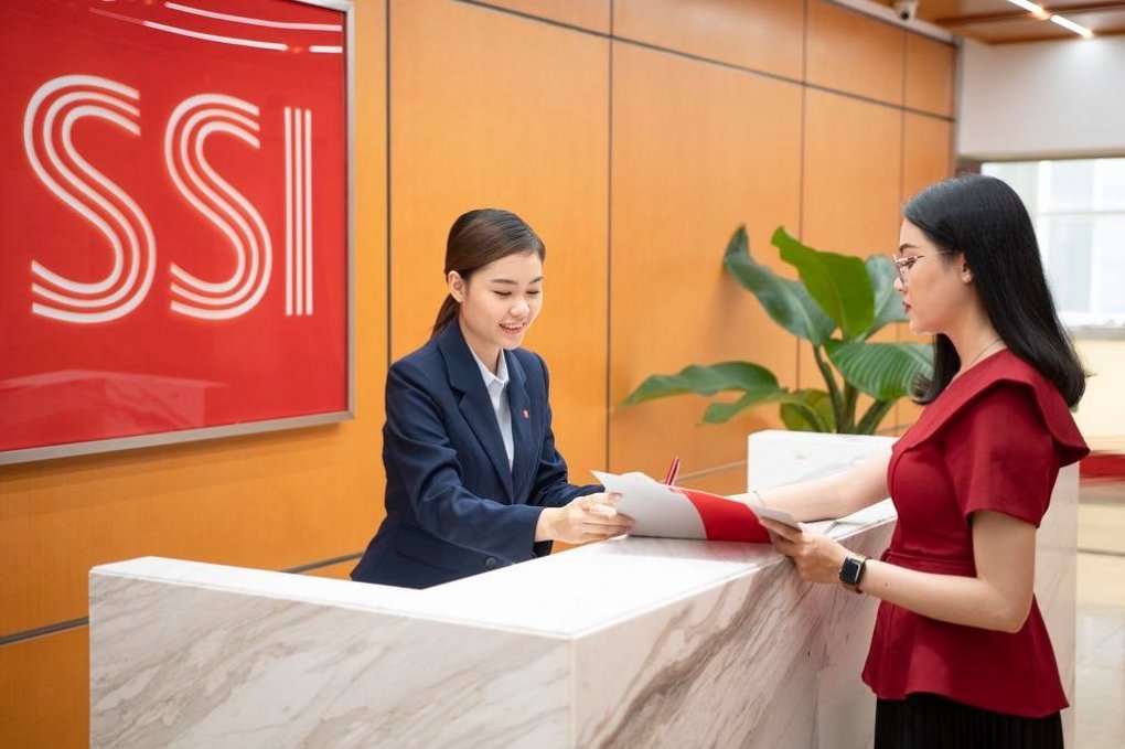 Với vốn điều lệ gần 20.000 tỷ đồng, SSI tiếp tục là định chế tài chính lớn và có ảnh hưởng trên thị trường chứng khoán Việt Nam.