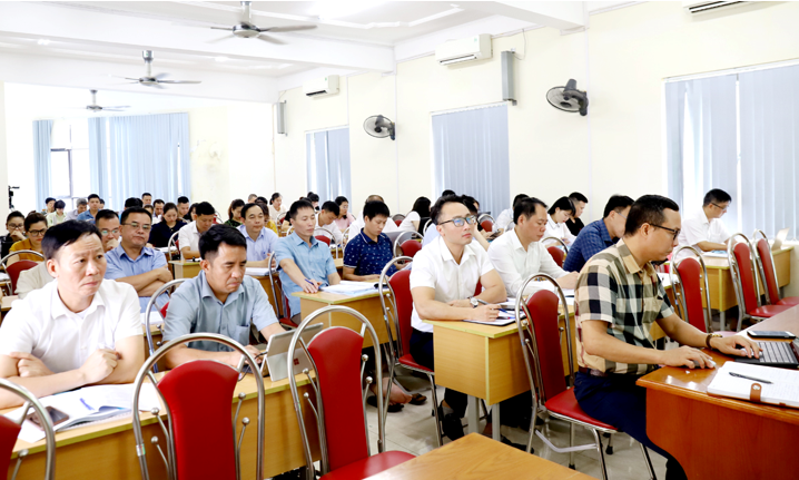 Hội nghị Tập huấn nghiệp vụ Tổng điều bongdaso danh sách các trận đấu Nông thôn, nông nghiệp năm 2025 tỉnh Tuyên Quang.
