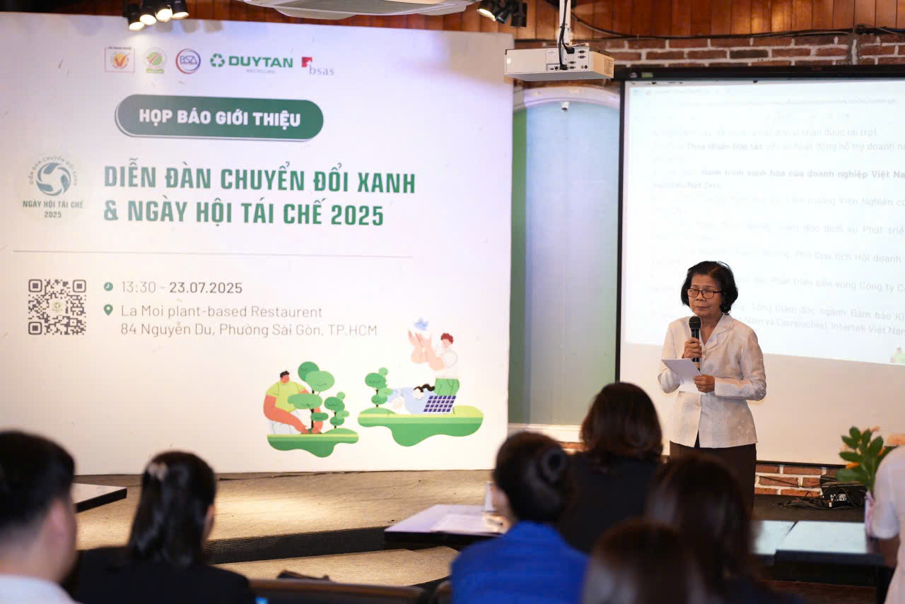Bà Vũ Kim Hạnh chia sẻ tại sự kiện