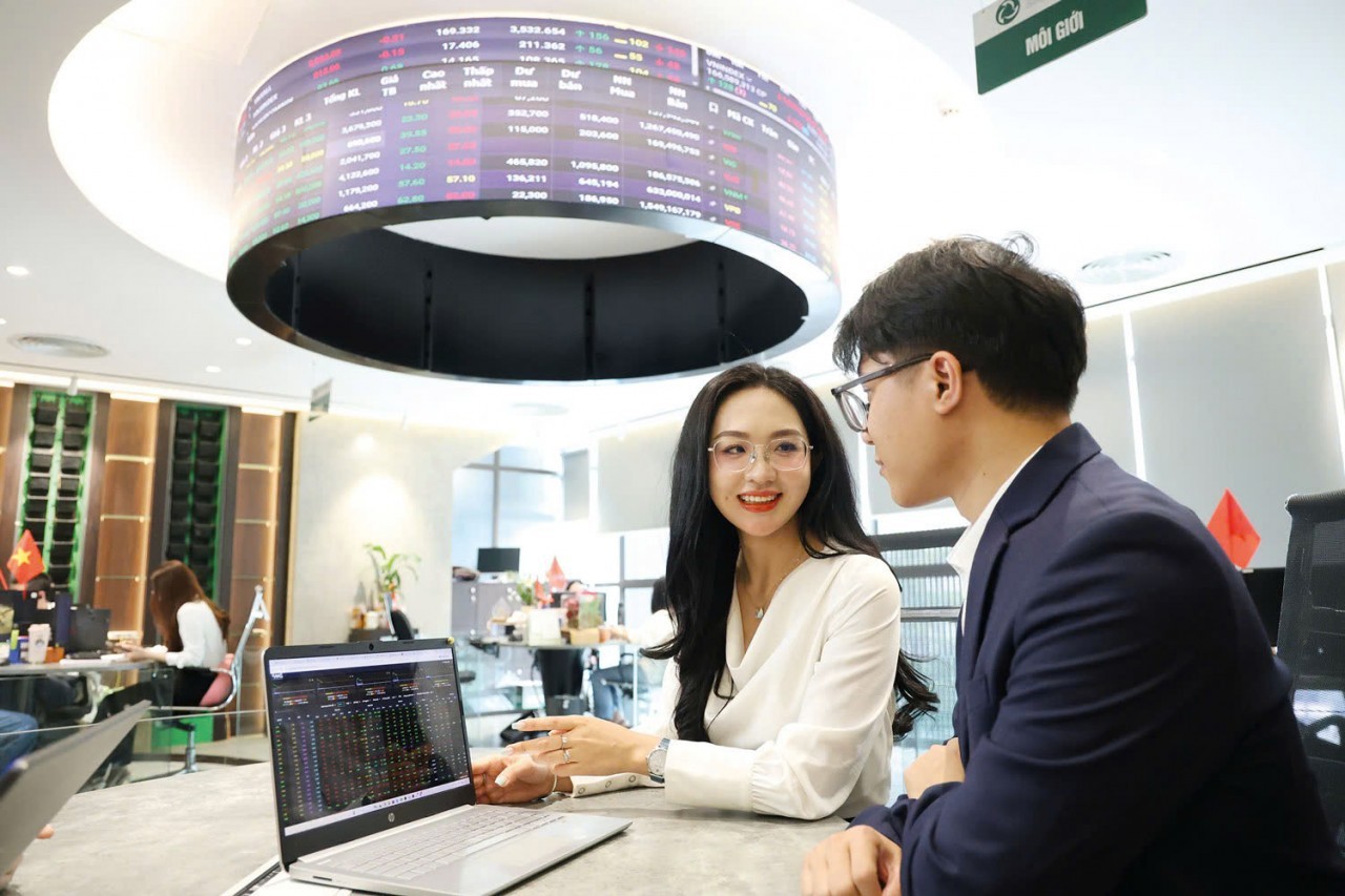 Liên kết giữa ngân hàng và CTCK còn giúp tối ưu hóa hoạt động bán chéo, nâng cao khả năng giữ chân khách hàng