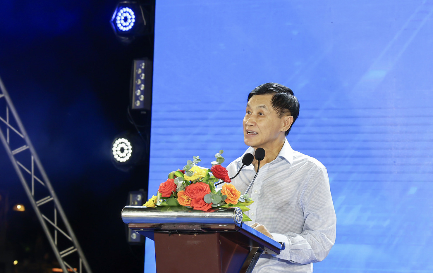 Ông Johnathan Hạnh Nguyễn phát biểu tại sự kiện
