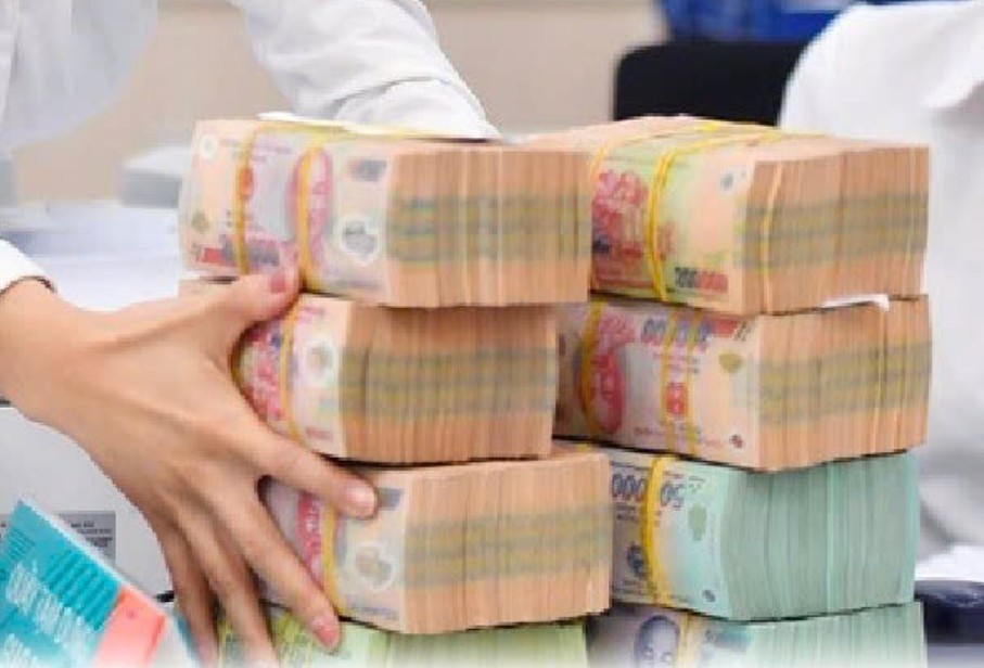Trả cổ tức bằng tiền mặt vẫn được nhiều bongdaso tintuc ngiêp lựa chọn. Ảnh QP.