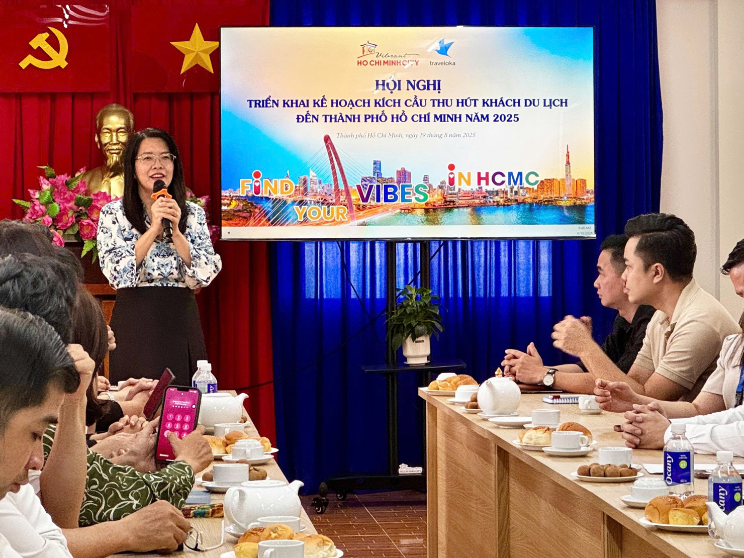 Bà Nguyễn Thị Ánh Hoa, Giám đốc Sở Du lịch TP. Hồ Chí Minh chia sẻ tại hội nghị.