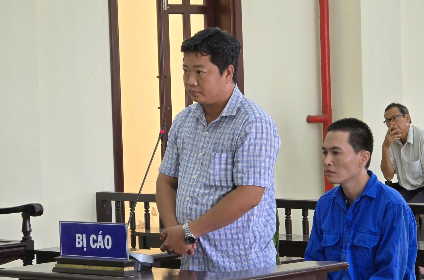 Các bị cáo tại phiên tòa. Ảnh: CT