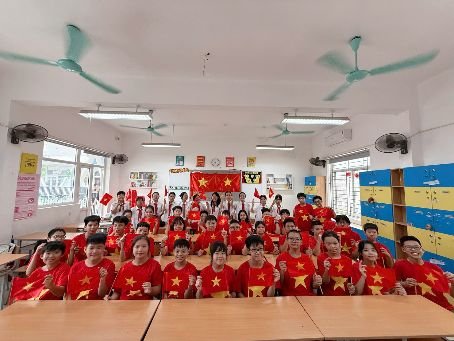 Năm học 2025 - 2026, Bộ Giáo dục và Đào tạo tiếp tục sử dụng hiệu quả các nguồn vốn, ưu tiên đầu tư cơ sở vật chất cho vùng khó khăn, triển khai xây dựng 248 trường phổ thông nội trú ở xã biên giới.