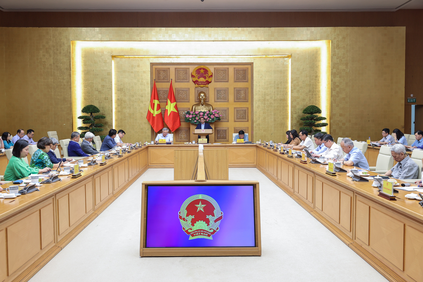 Thủ tướng Chính phủ chủ trì cuộc họp của lãnh đạo Chính phủ với Ban Nghiên cứu phát triển Kinh tế tư nhân (Ban IV) ngày 10/8 vừa qua. 