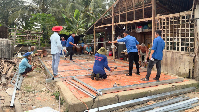 Cần Thơ hưởng ứng mạnh mẽ phong trào thi đua “Cả nước chung tay xóa nhà tạm, nhà dột nát”. Ảnh: Internet