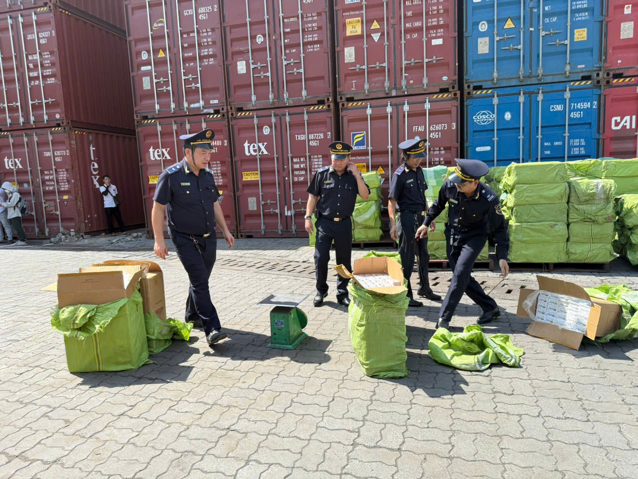 Cơ quan Hải quan phát hiện, ngăn chặn lô thuốc lá lậu