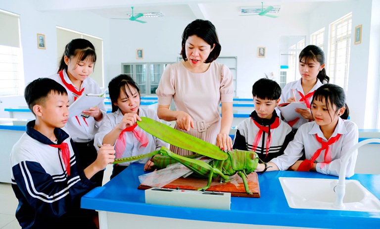Đảng và Nhà nước luôn xác định giáo dục - đào tạo cùng khoa học và công nghệ là quốc sách hàng đầu. Ảnh Internet.