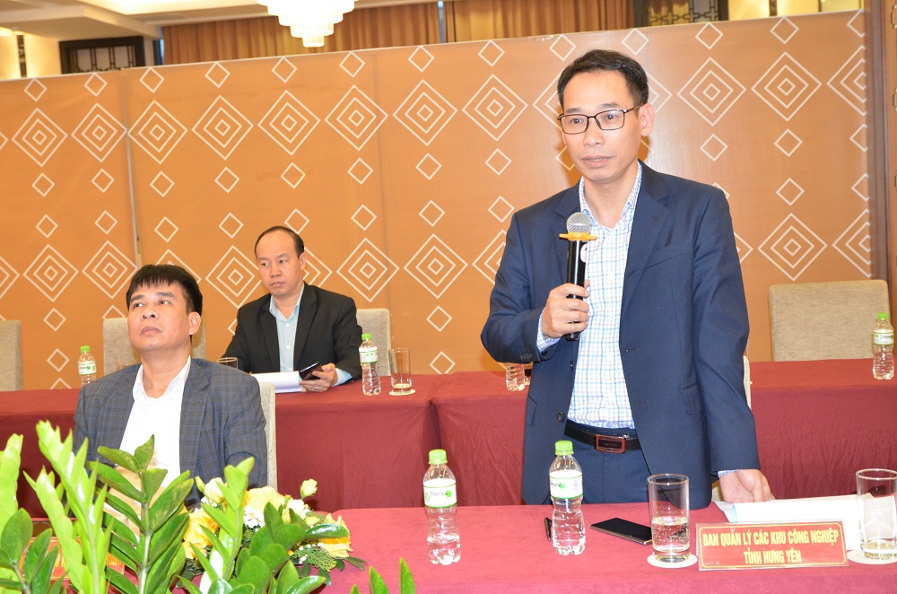 Ông Vũ Quốc Nghị, Trưởng ban Quản lý các khu công nghiệp tỉnh Hưng Yên phát biểu tại Hội nghị tổng kết Khối thi đua các Ban Quản lý các tỉnh Đồng bằng sông Hồng