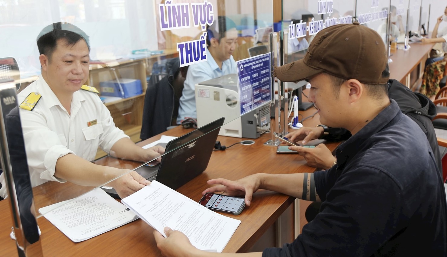 Nhiều biện pháp thu từ đất đang được ngành Thuế Lâm Đồng tích cực triển khai. Ảnh: N.L