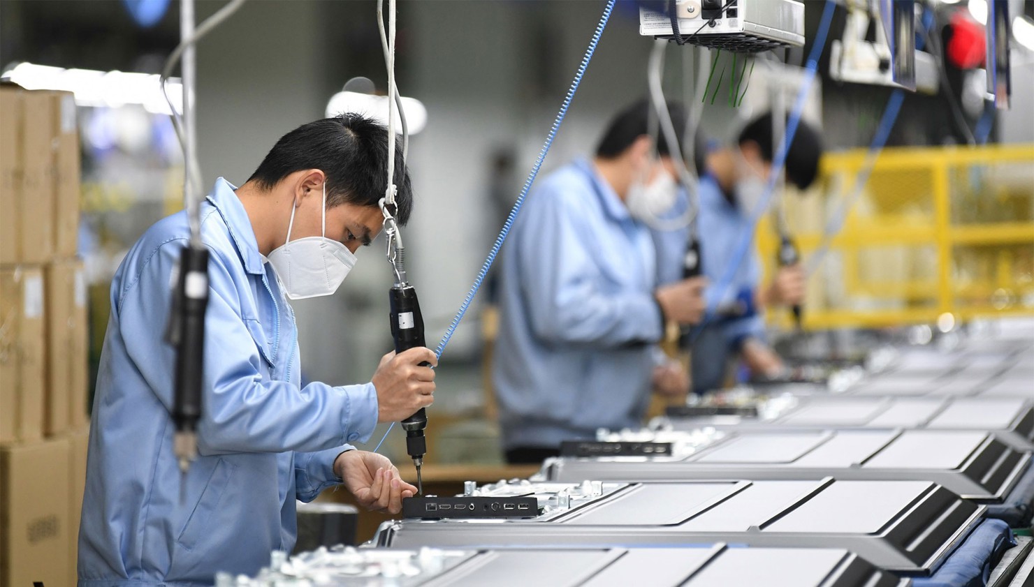 Cần nâng cao hiệu quả các chương trình giáo dục - đào tạo để nâng cao chất lượng lực lượng lao động.