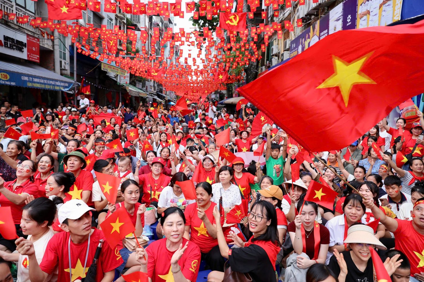 Bộ Tài chính đã hướng dẫn cụ thể về việc tặng quà người dân nhân dịp Quốc khánh 2/9. Ảnh: internet