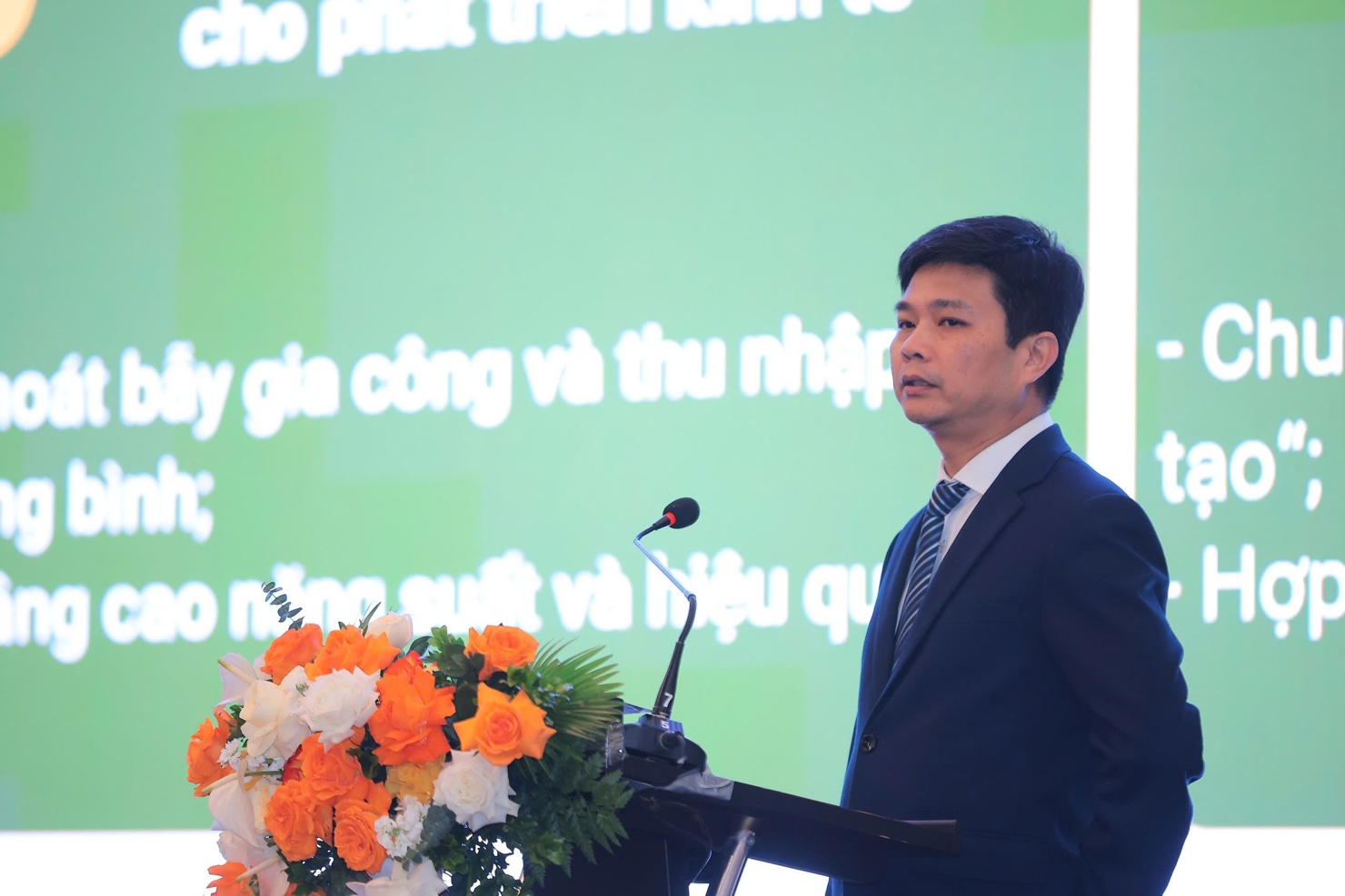Ông Nguyễn Phú Hùng - Vụ trưởng Khoa học, kỹ thuật và công nghệ cho rằng phát triển công nghệ chiến lược phải bắt đầu từ sản phẩm