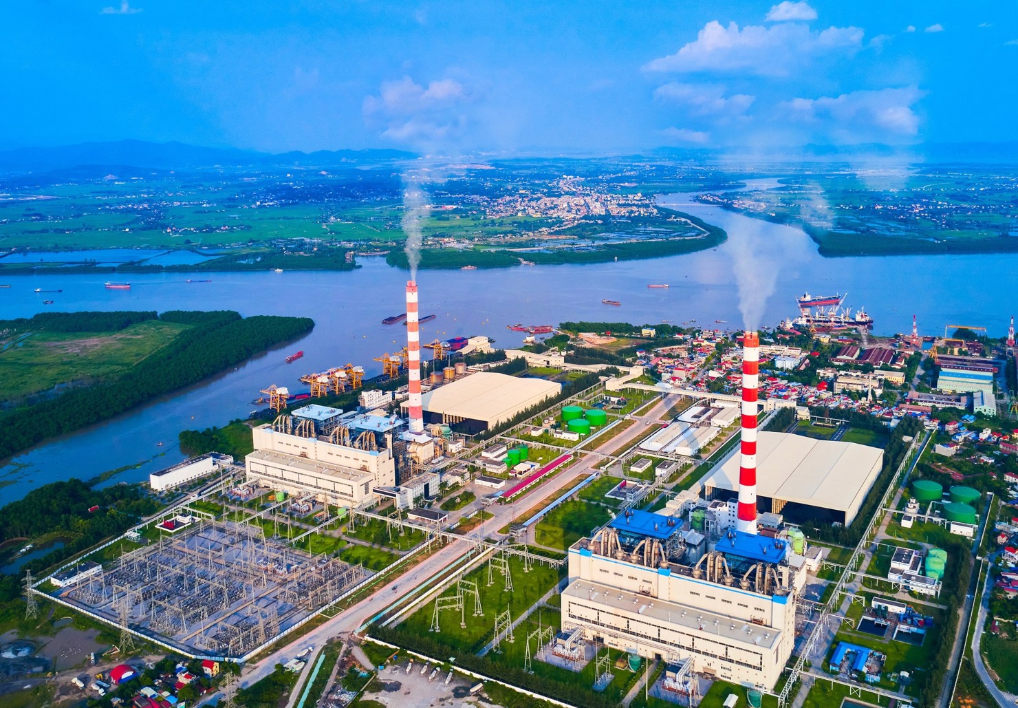Toàn cảnh Nhà máy bongdaso tin tức